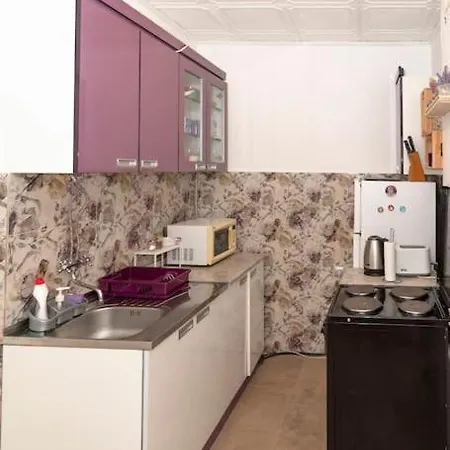 Apartment Of Pop *
